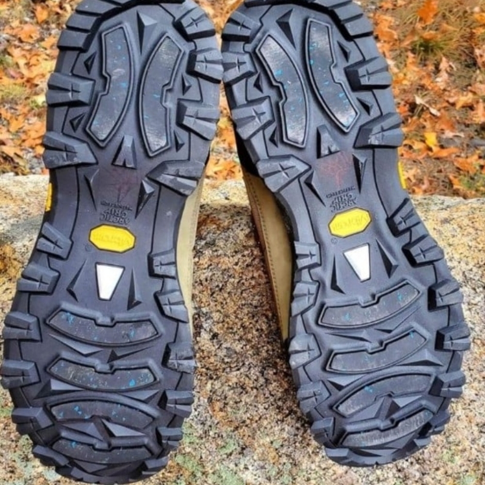 Men's Carhartt Hiking Boots. Size 13 - Picture 7 of 10